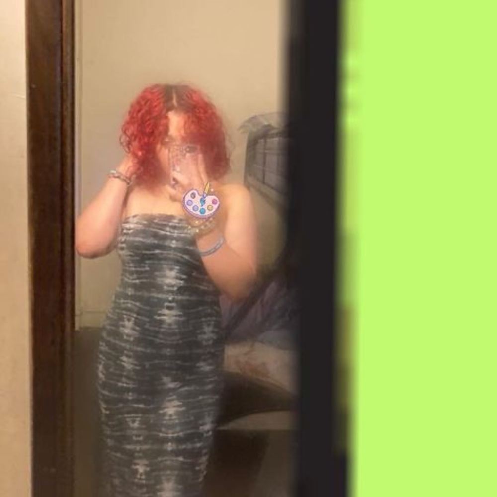 Meet your Posher, Destinylee